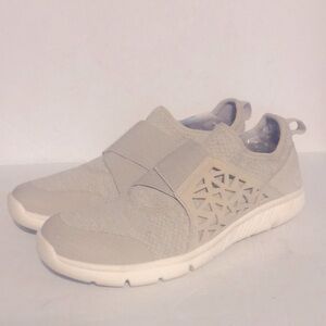 New Timberland Women's Boltero Slip on Trainers Oatmeal TBOA1ID2) Size US 8.5